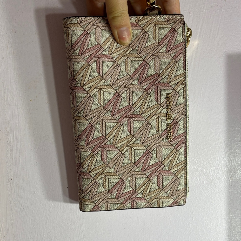 Michael Kors Pink and Tan Patterned Wallet